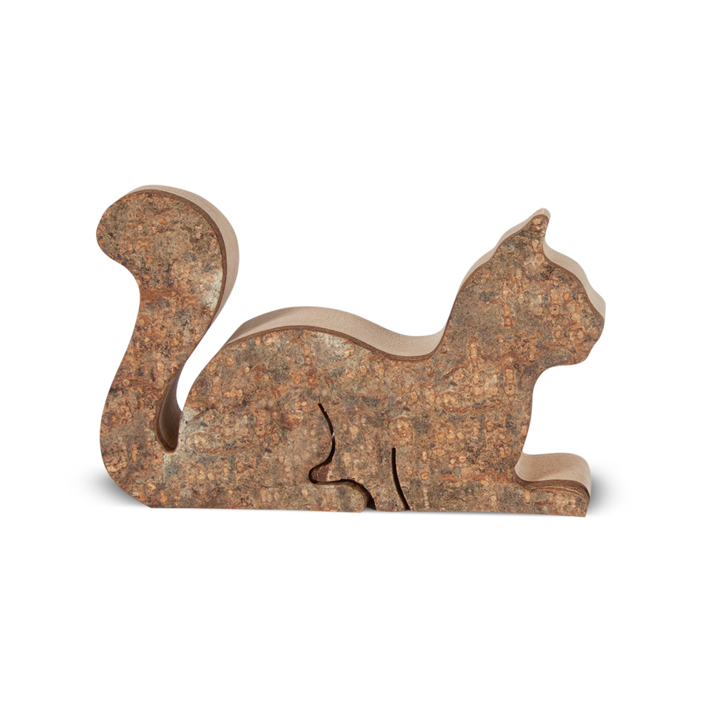 Katze mit Rinde Typ 2, liegend