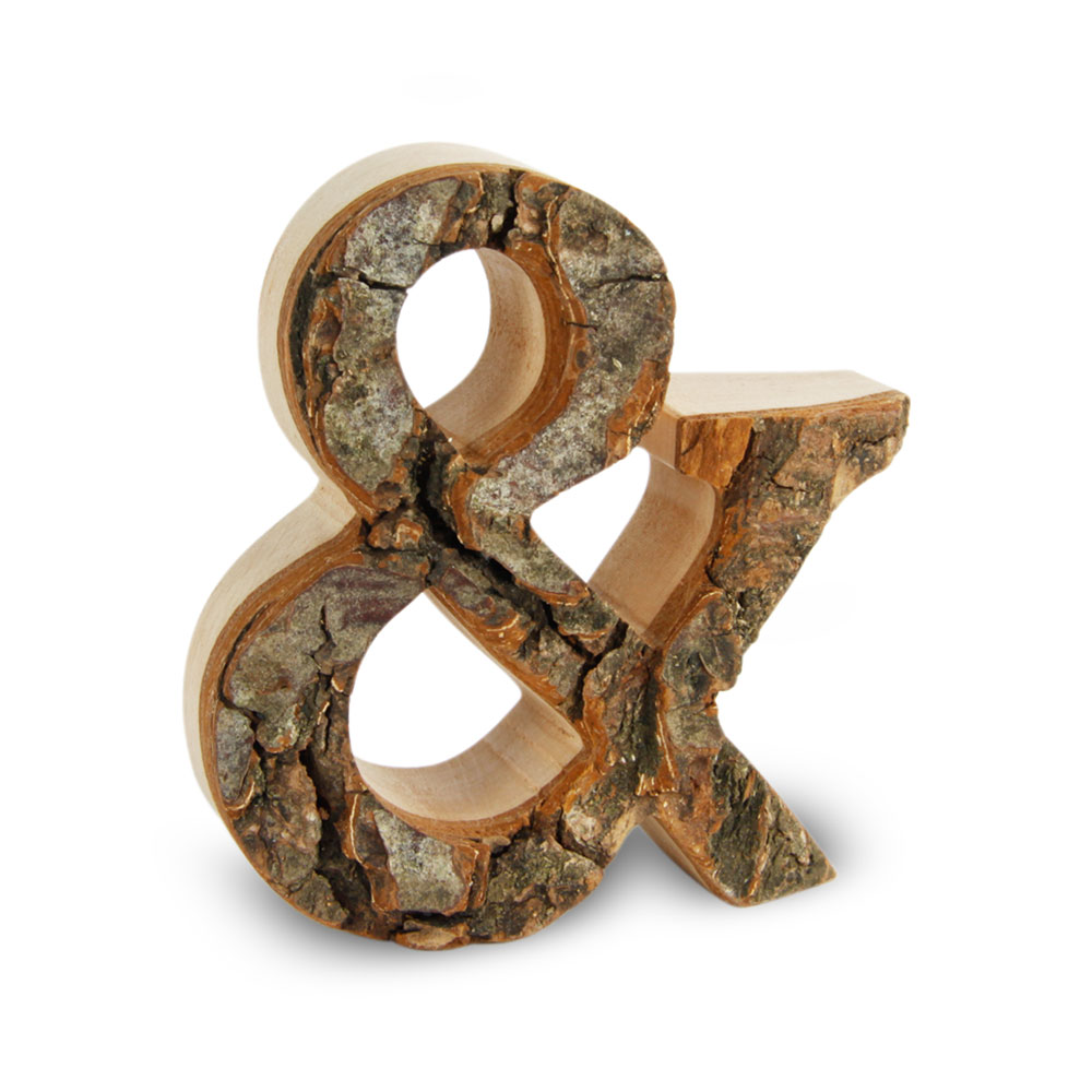 Holzbuchstabe mit Rinde: &